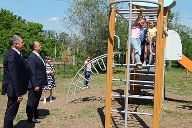 Профинансировано из депутатских средств